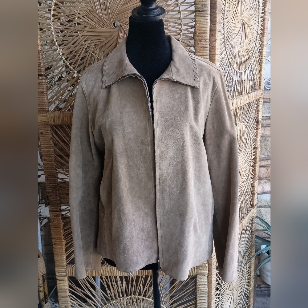 Vintage The Limited Women's Beige 100%Leather Jacket_Large